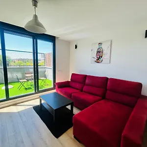 Loft 29 Con Piscina, Terraza, Jardin Y Netflix , San Sebastián de los Reyes España